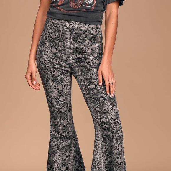 NWT Free People Just Float snake flare jeans pants - Picture 6 of 15